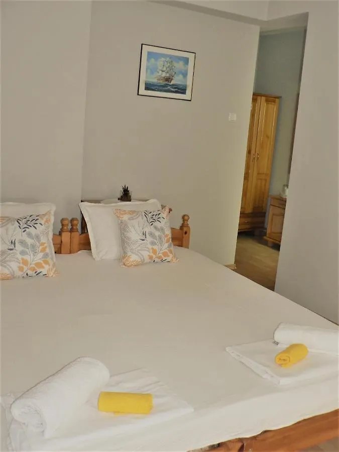 Guest House Zlatina Szozopol