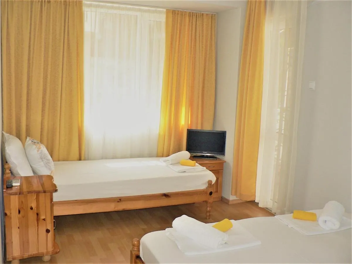 Guest House Zlatina Szozopol